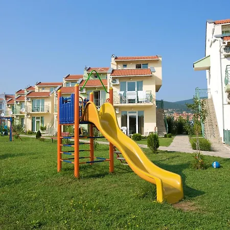 Hotel Nushev