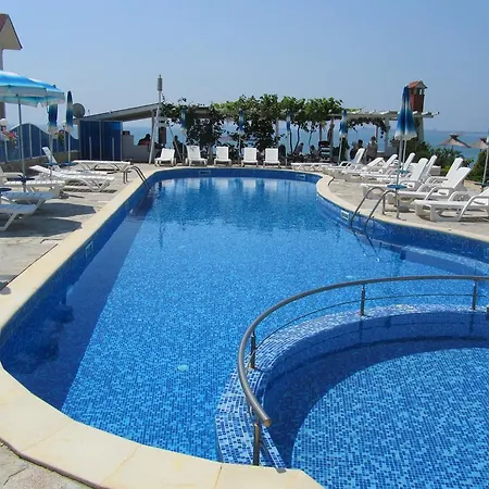 Отель Nushev Свети-Влас