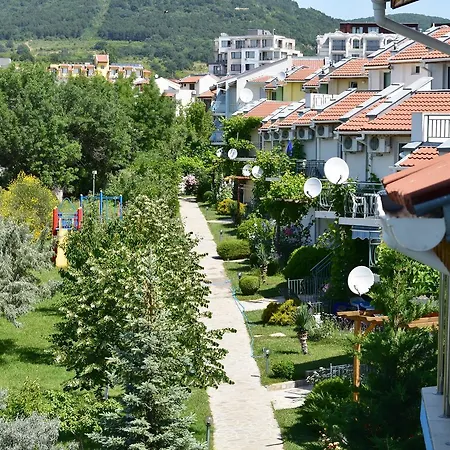Nushev Otel