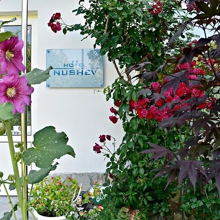 Nushev Hotel