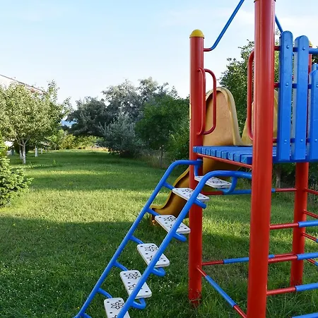 Nushev 2* Sveti Vlas